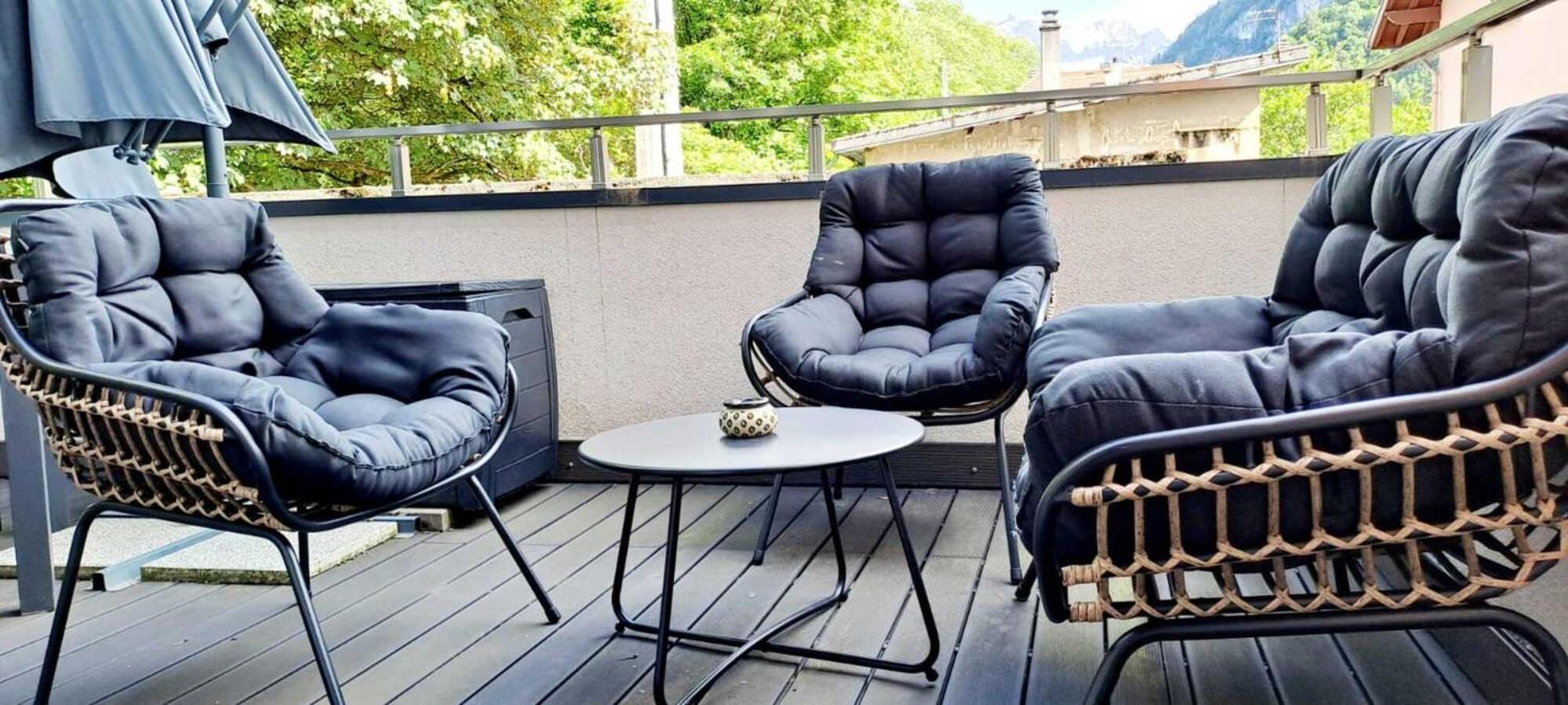 Black&White Home-By So'Serenityhome-Balcon-Parking Cluses Kültér fotó